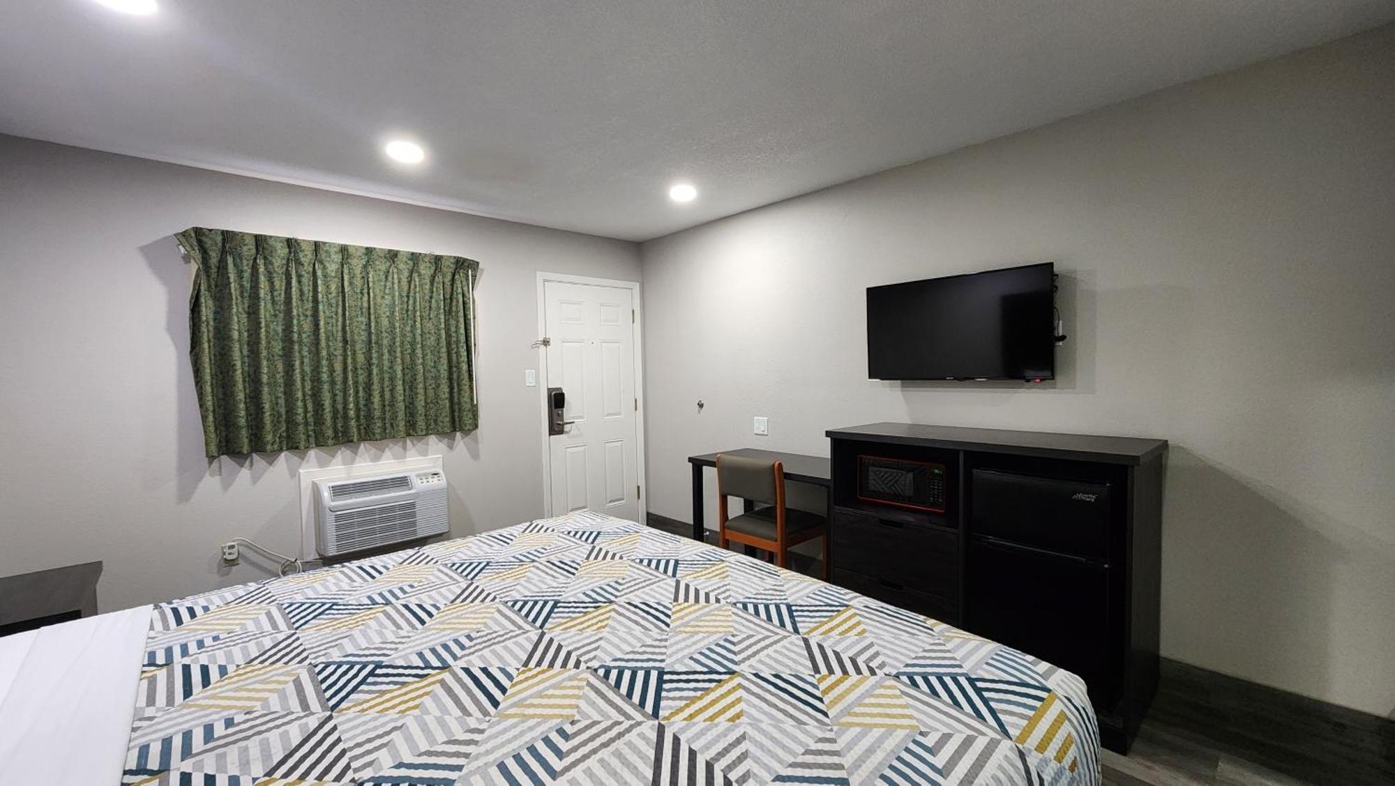 Scottish Inn & Suites Wharton Dış mekan fotoğraf