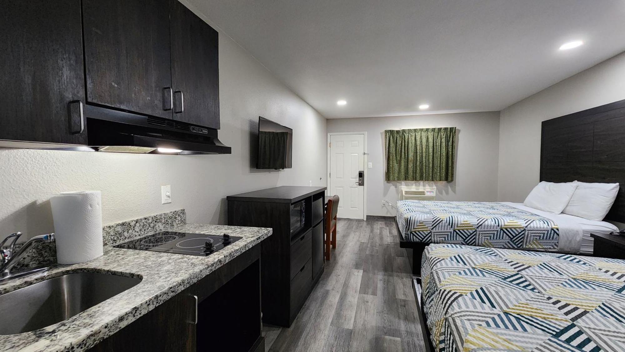 Scottish Inn & Suites Wharton Dış mekan fotoğraf